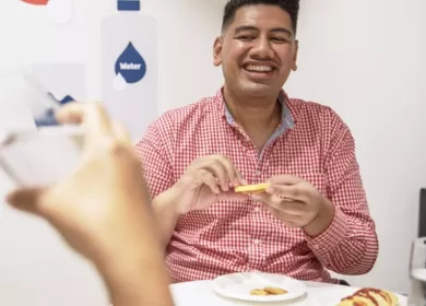 Blood donors enjoying our new snacks menu