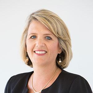 Ms Amanda Sellers